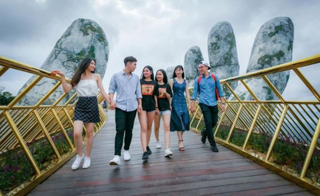 Khám phá ngay ý nghĩa giấc mơ thấy đi du lịch với nhiều người là gì? Khám phá ngay ý nghĩa giấc mơ thấy đi du lịch với nhiều người là gì?