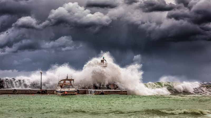 Bão số mấy? Giải mã giấc mơ thấy bão và con số đổi vận tài lộc