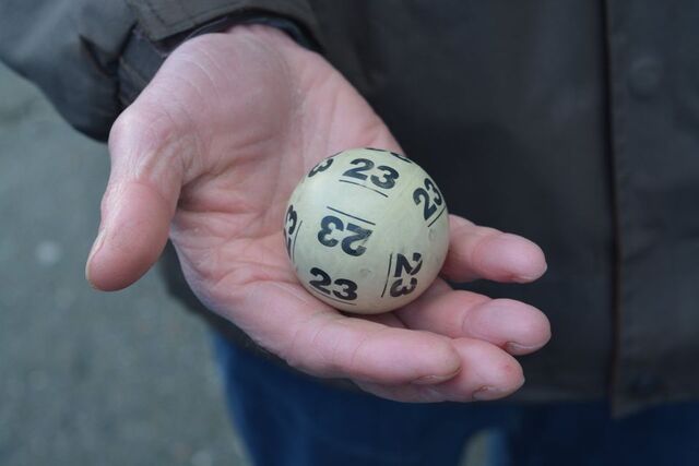 Ngủ mơ câu cá thì nên đánh số đề con nào?