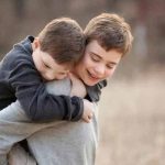 Anh trai số mấy? Luận giải giấc mơ thấy anh trai chi tiết