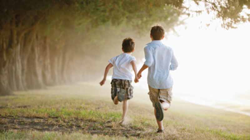 Anh trai số mấy? Luận giải giấc mơ thấy anh trai chi tiết