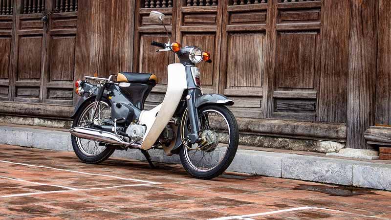 Xe máy số mấy? Mơ thấy xe máy hên hay xui – Giải mã từ A–Z